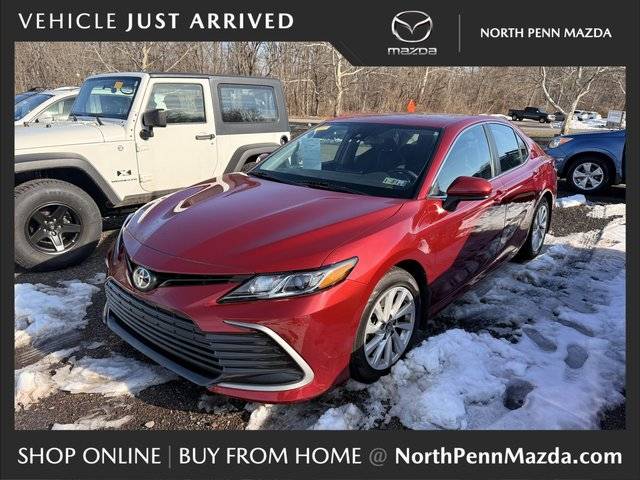 2021 Toyota Camry LE FWD photo