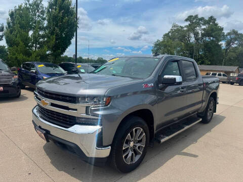 2021 Chevrolet Silverado 1500 LT 4WD photo