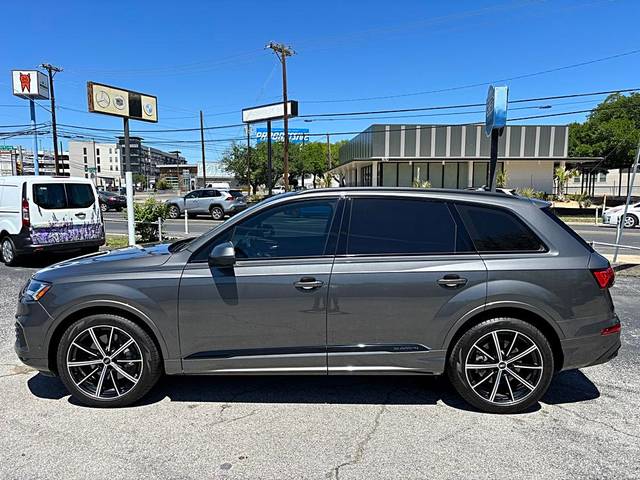 2021 Audi Q7 Prestige AWD photo