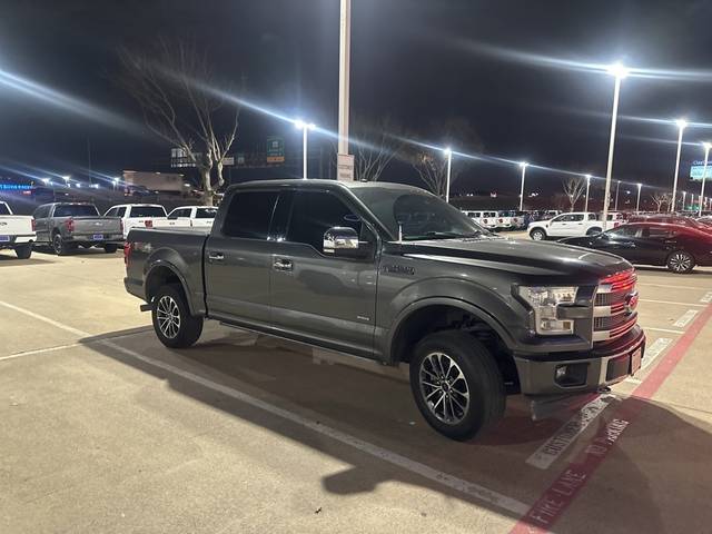 2017 Ford F-150 Platinum 4WD photo