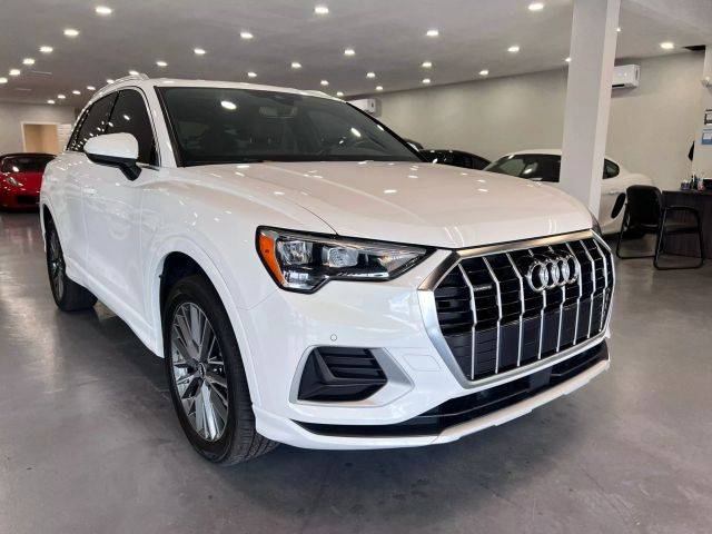 2021 Audi Q3 Premium AWD photo