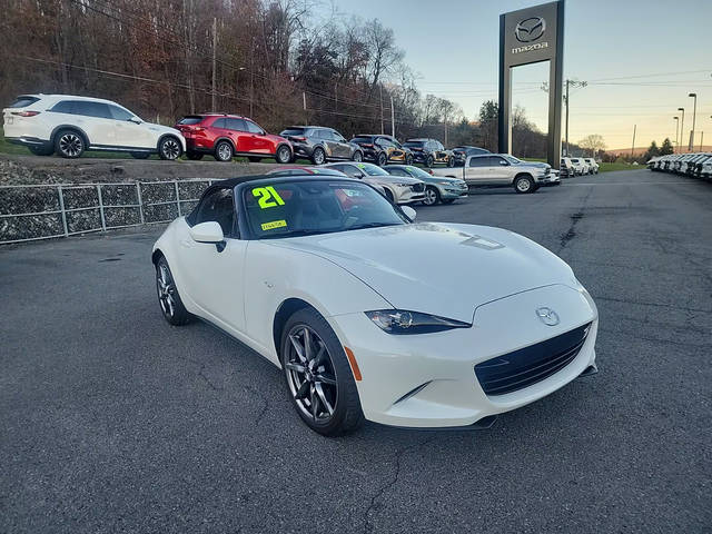 2021 Mazda MX-5 Miata Grand Touring RWD photo