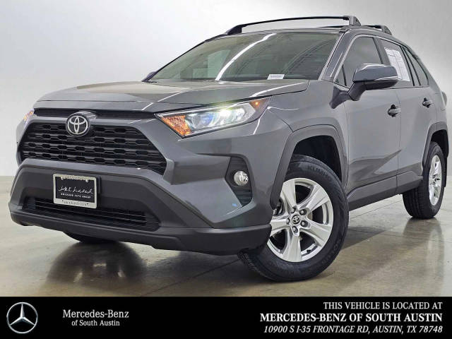 2021 Toyota RAV4 XLE FWD photo