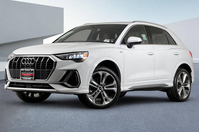 2021 Audi Q3 S line Premium AWD photo