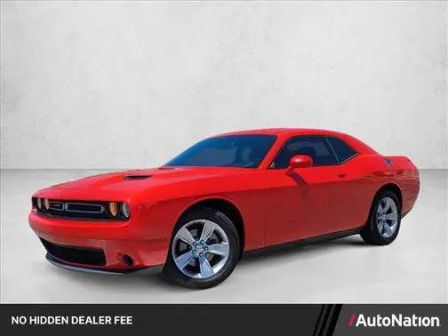 2021 Dodge Challenger SXT RWD photo