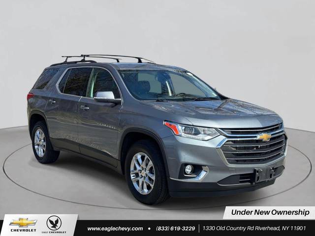 2021 Chevrolet Traverse LT Cloth AWD photo