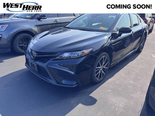 2021 Toyota Camry SE FWD photo