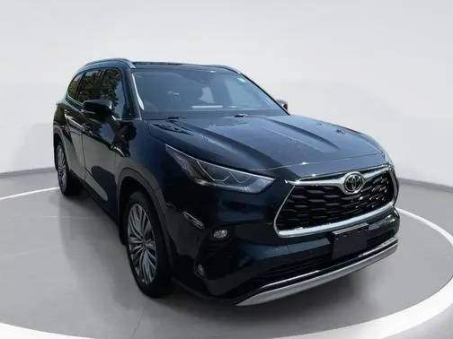 2021 Toyota Highlander Platinum AWD photo