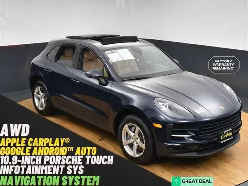 2021 Porsche Macan  AWD photo