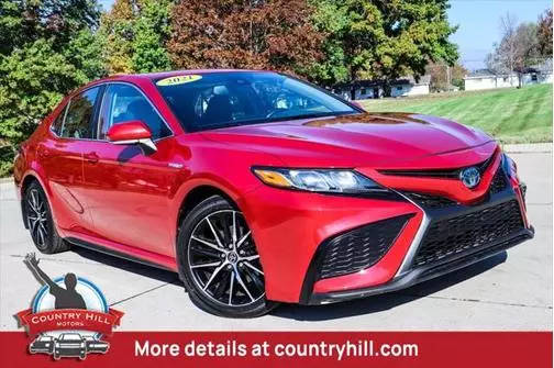 2021 Toyota Camry Hybrid SE FWD photo