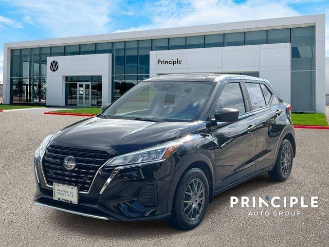 2021 Nissan Kicks S FWD photo