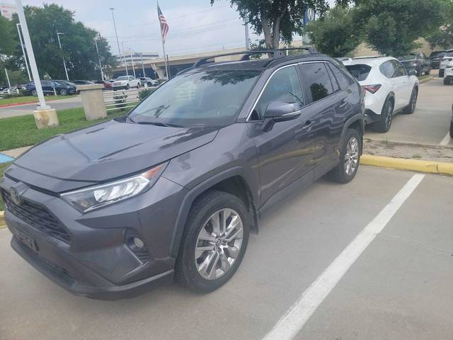 2021 Toyota RAV4 XLE Premium FWD photo