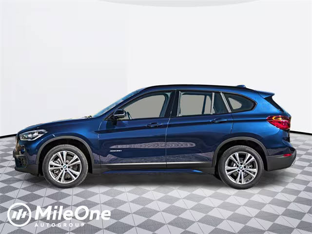 2017 BMW X1 xDrive28i AWD photo