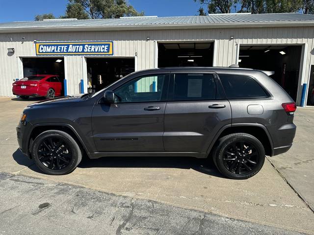 2021 Jeep Grand Cherokee Laredo X 4WD photo