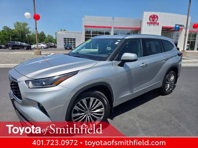 2021 Toyota Highlander Hybrid Platinum AWD photo