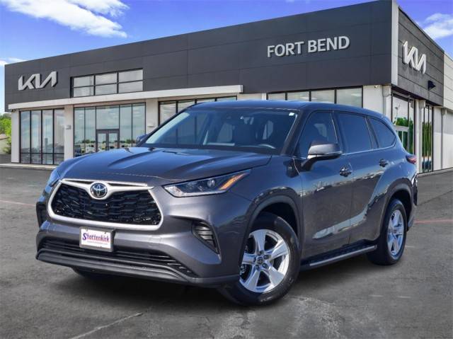 2021 Toyota Highlander L FWD photo