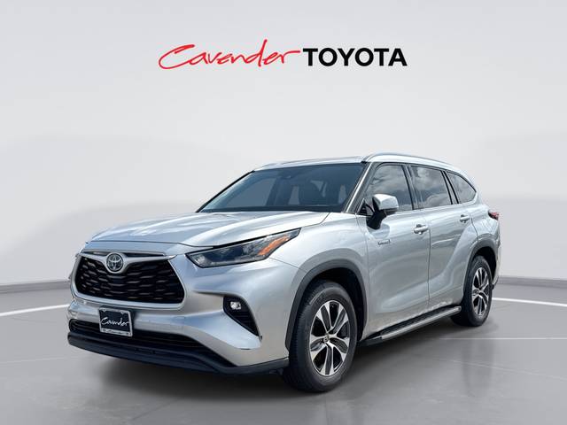 2021 Toyota Highlander Hybrid XLE FWD photo