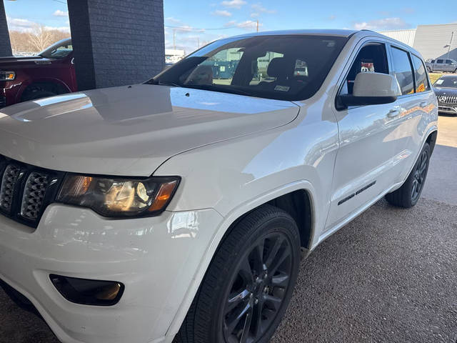 2021 Jeep Grand Cherokee Laredo X RWD photo