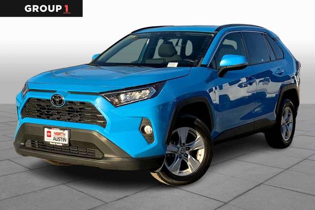 2021 Toyota RAV4 XLE FWD photo