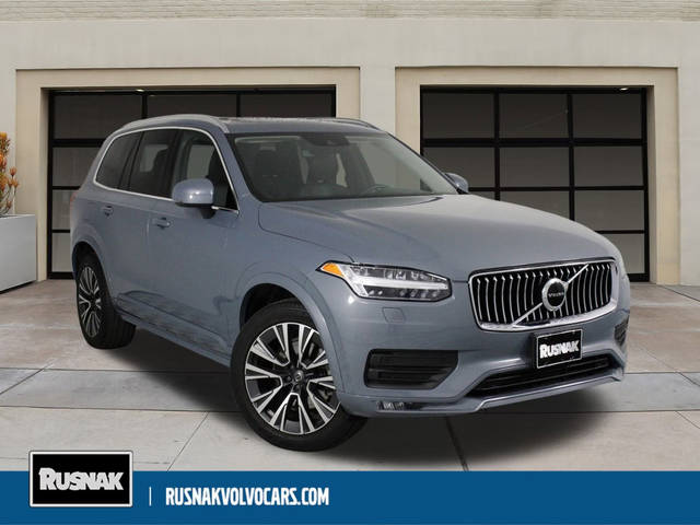 2021 Volvo XC90 Momentum AWD photo