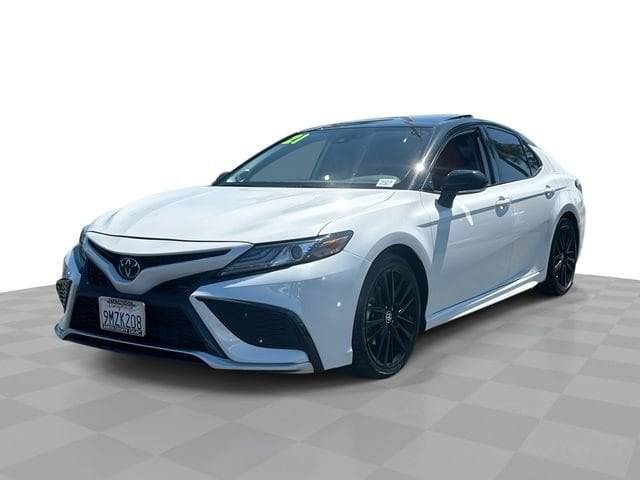 2021 Toyota Camry XSE FWD photo