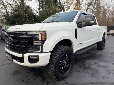 2020 Ford F-350 Super Duty LARIAT 4WD photo