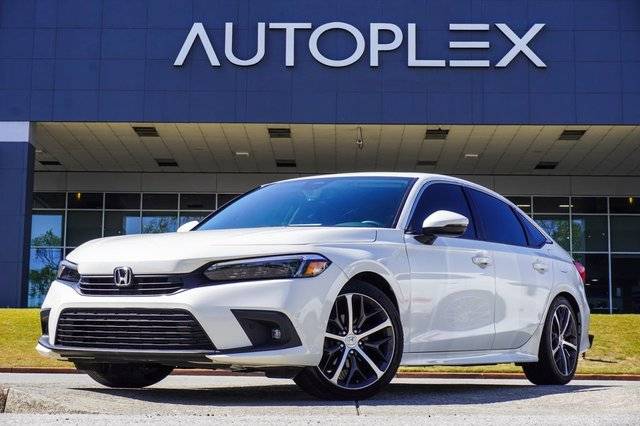 2022 Honda Civic Touring FWD photo