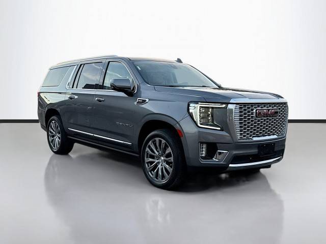 2021 GMC Yukon XL Denali 4WD photo