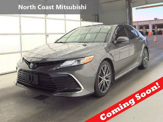 2021 Toyota Camry Hybrid XLE FWD photo