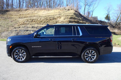 2021 Chevrolet Suburban LT 4WD photo