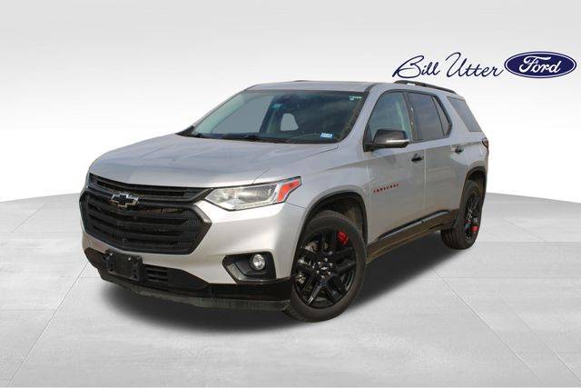 2021 Chevrolet Traverse Premier AWD photo