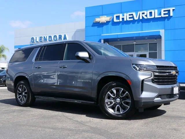 2021 Chevrolet Suburban LT RWD photo