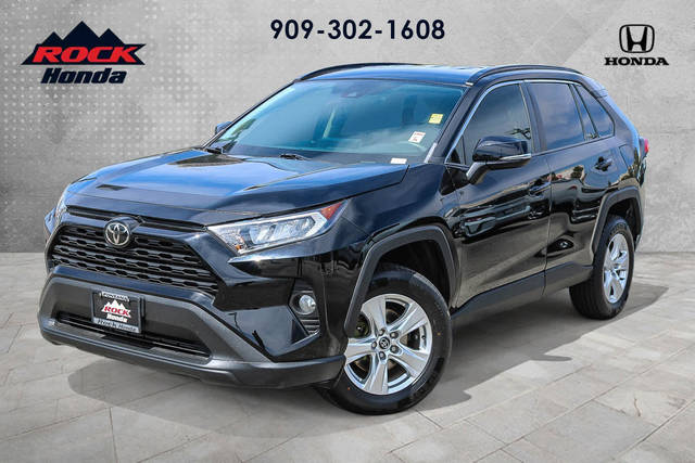 2021 Toyota RAV4 XLE FWD photo