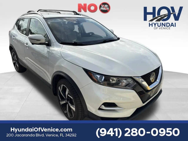2021 Nissan Rogue Sport SL FWD photo