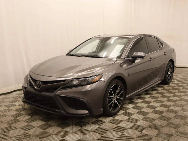 2021 Toyota Camry SE FWD photo