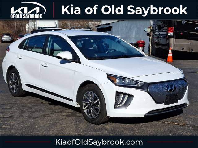 2021 Hyundai Ioniq SE FWD photo