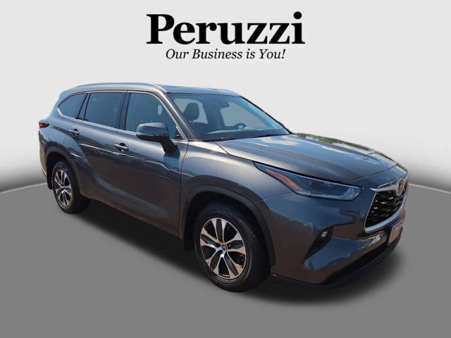 2021 Toyota Highlander XLE AWD photo