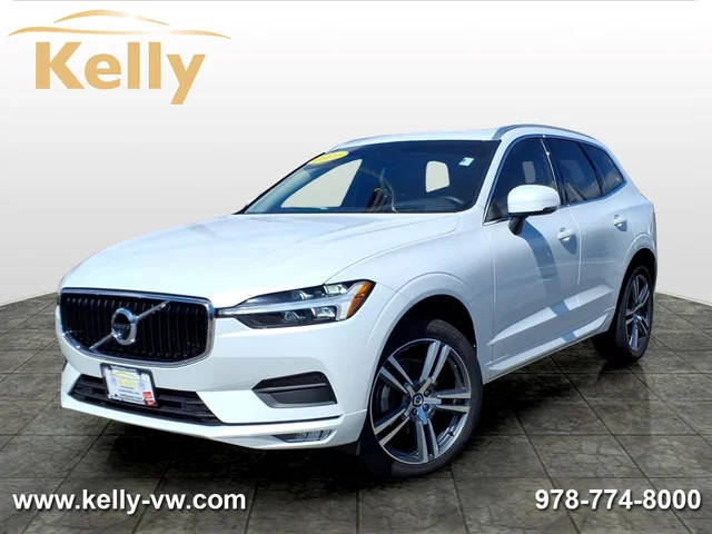2021 Volvo XC60 Momentum AWD photo