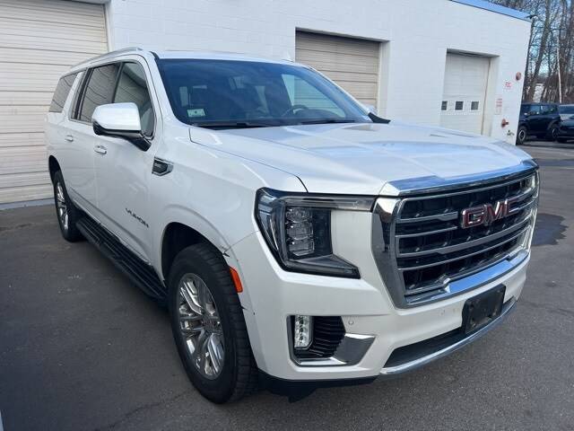 2021 GMC Yukon XL SLT 4WD photo