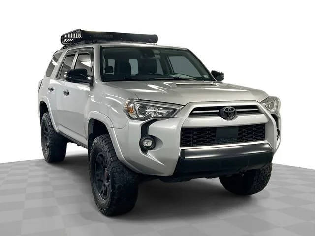 2021 Toyota 4Runner Venture 4WD photo