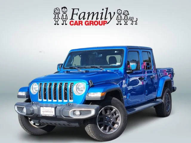 2021 Jeep Gladiator Overland 4WD photo