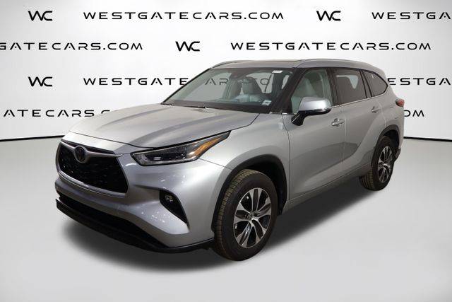 2021 Toyota Highlander XLE FWD photo