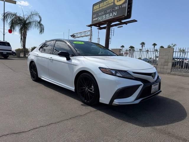 2021 Toyota Camry XSE FWD photo