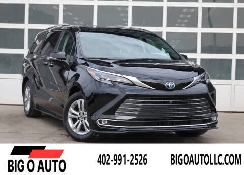 2021 Toyota Sienna Platinum AWD photo