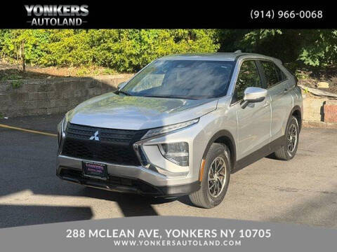 2022 Mitsubishi Eclipse Cross ES 4WD photo