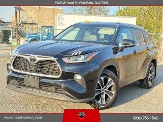 2021 Toyota Highlander XLE AWD photo
