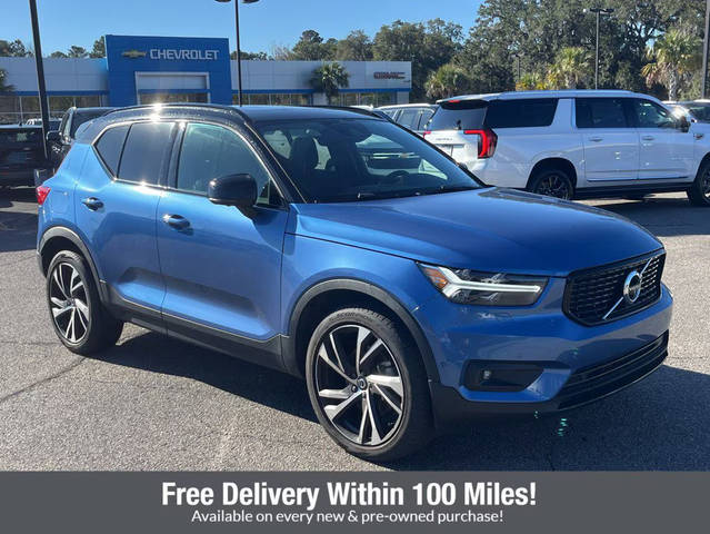 2021 Volvo XC40 R-Design AWD photo