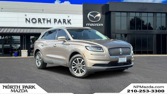 2021 Lincoln Nautilus Standard FWD photo