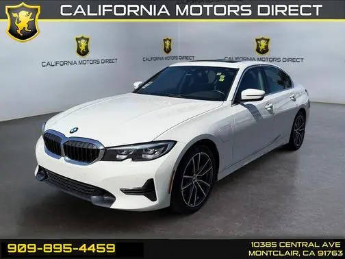 2021 BMW 3 Series 330e RWD photo