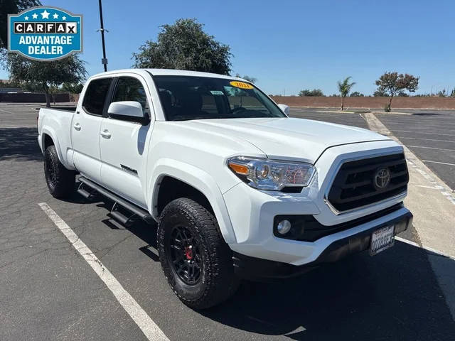 2021 Toyota Tacoma SR5 4WD photo